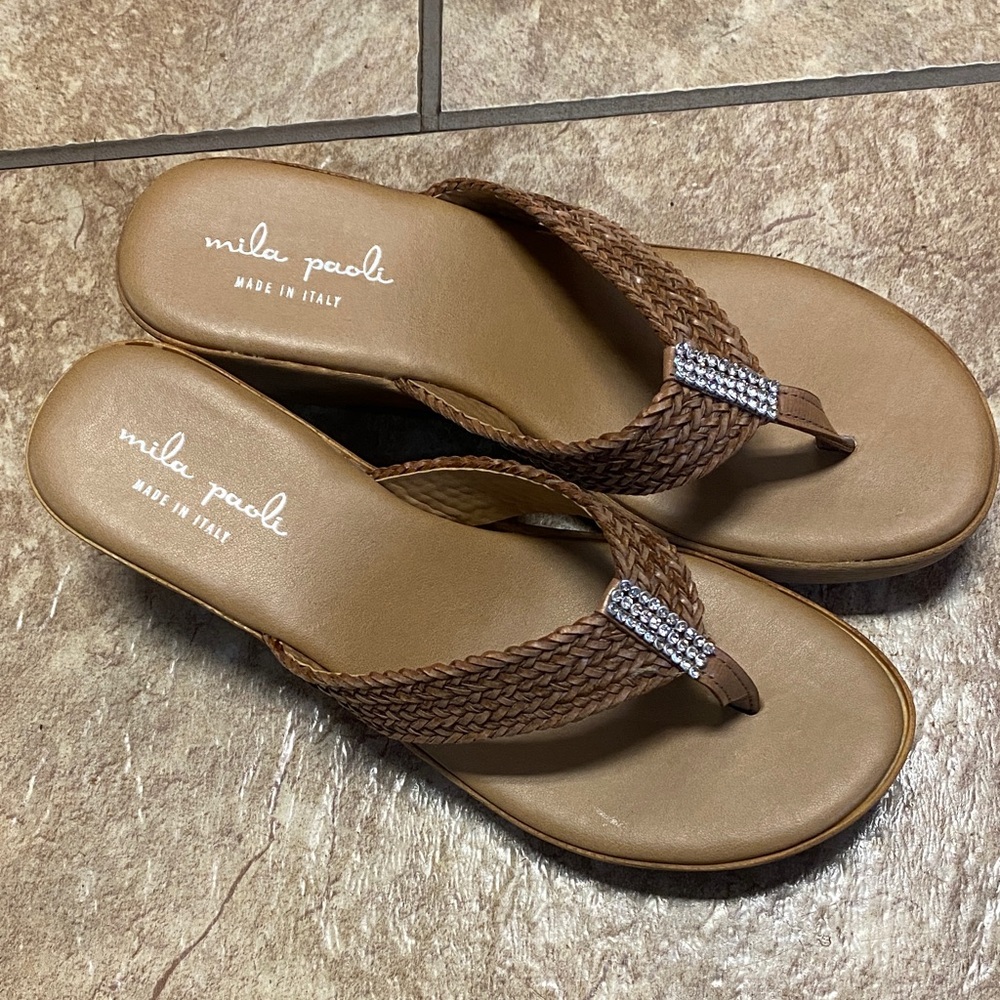 Mila Paoli Tan Woven Sandals with Silver Accents Summer Wedding Guest Office